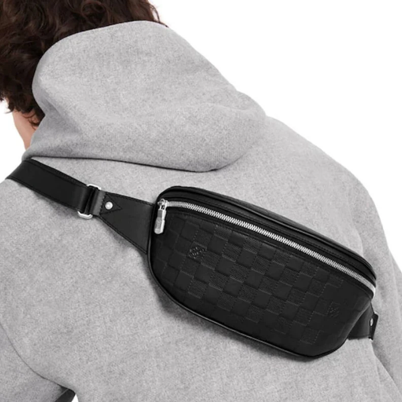 Mythick Buckle fa Louis Vuitton Campus Bumbag