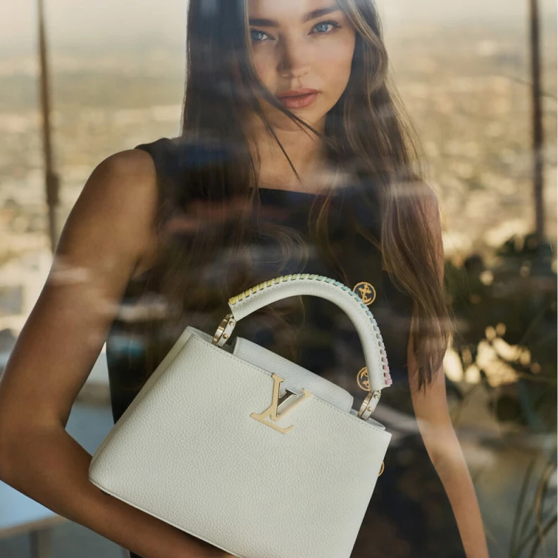 Top lv Strap: Re Louis Vuitton Capucines BB Bag White
