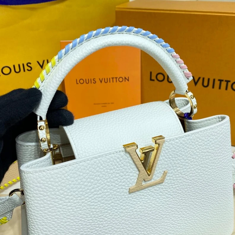 Top lv Strap: Re Louis Vuitton Capucines BB Bag White