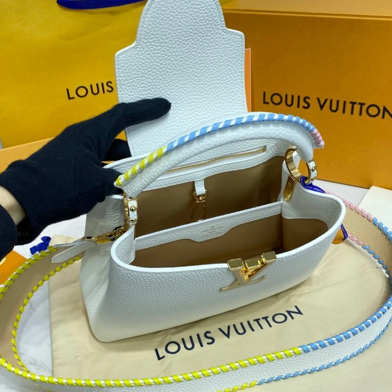 Top lv Strap: Re Louis Vuitton Capucines BB Bag White