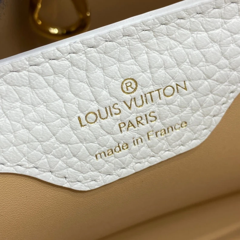 Top lv Strap: Re Louis Vuitton Capucines BB Bag White