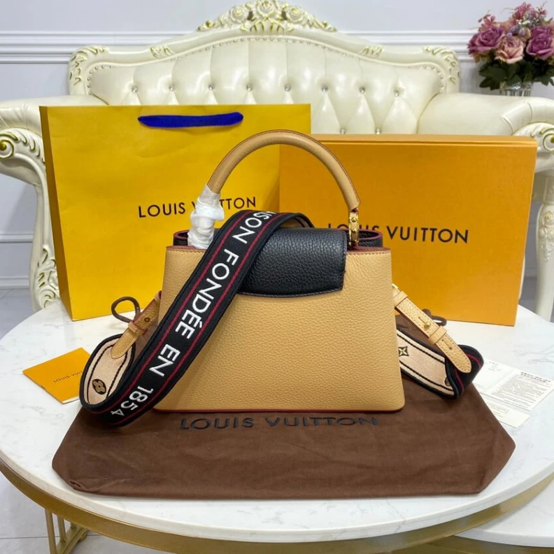 Replica bag Snap hook Louis Vuitton Capucines BB Black Arizona Beige