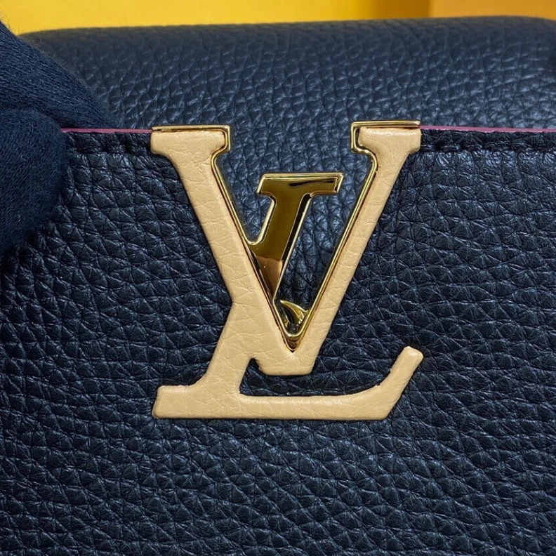 Replica bag Snap hook Louis Vuitton Capucines BB Black Arizona Beige