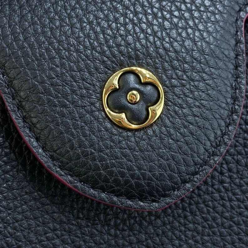 Replica bag Snap hook Louis Vuitton Capucines BB Black Arizona Beige