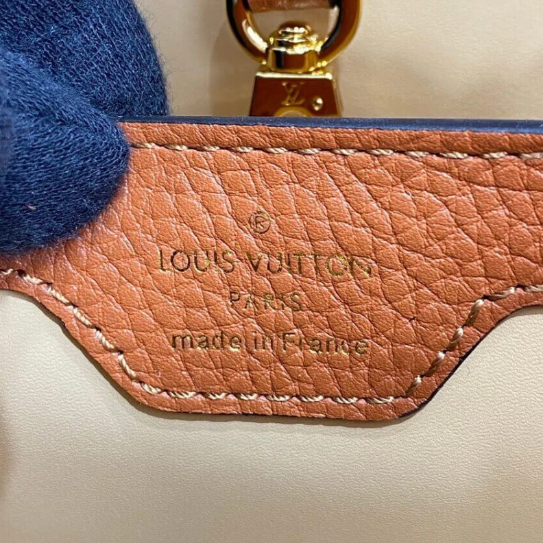 Top lv Louis Vuitton Capucines BB Gold Noir