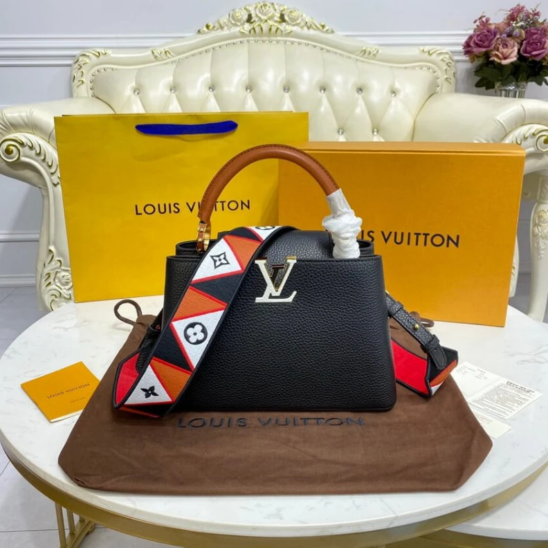 Louis Vuitton Capucines BB Noir Rouge