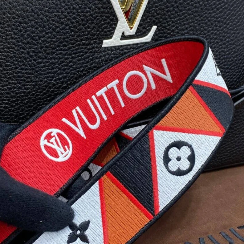 Top lv Louis Vuitton Capucines BB Noir Rouge