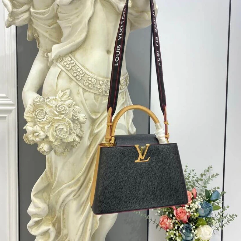 Replica bags Louis Vuitton Capucines MM Black Arizona Beige
