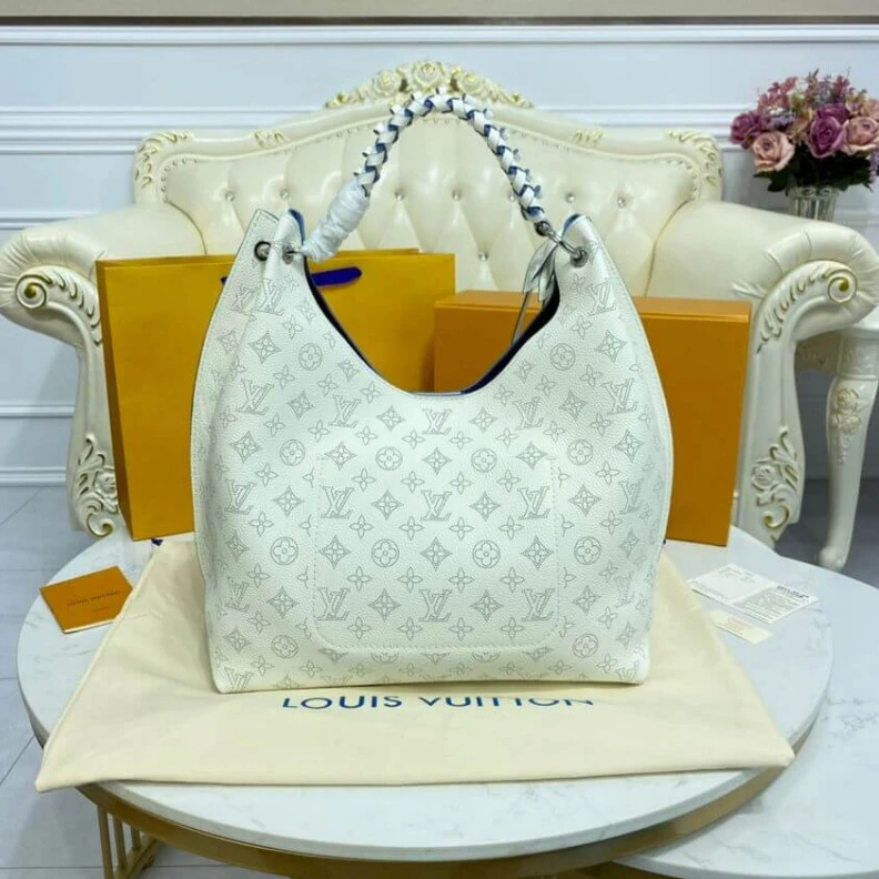 Top lv 4 protect Louis Vuitton Carmel Mahina in White