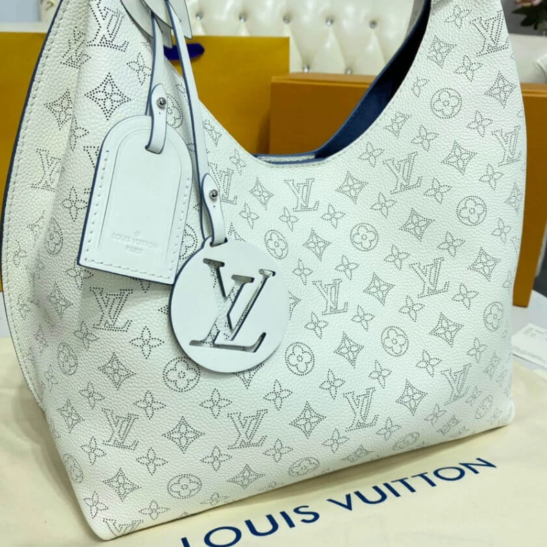 Top lv 4 protect Louis Vuitton Carmel Mahina in White