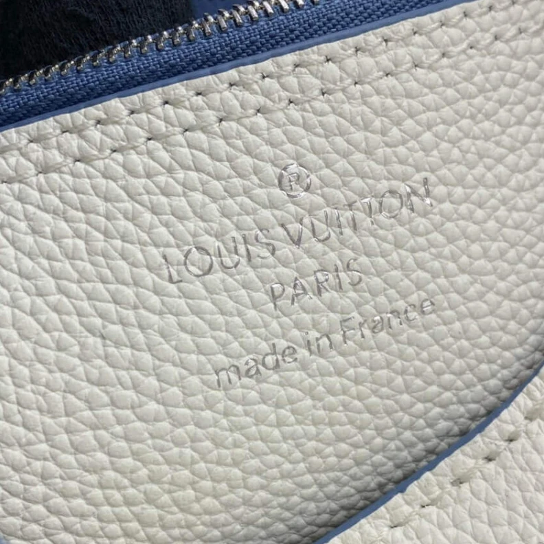 Top lv 4 protect Louis Vuitton Carmel Mahina in White
