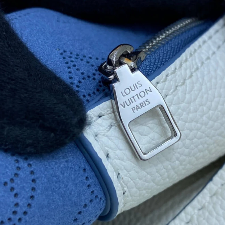 Top lv 4 protect Louis Vuitton Carmel Mahina in White