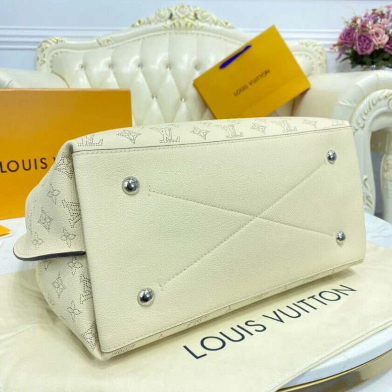 Replica bag Microfibe Louis Vuitton Carmel