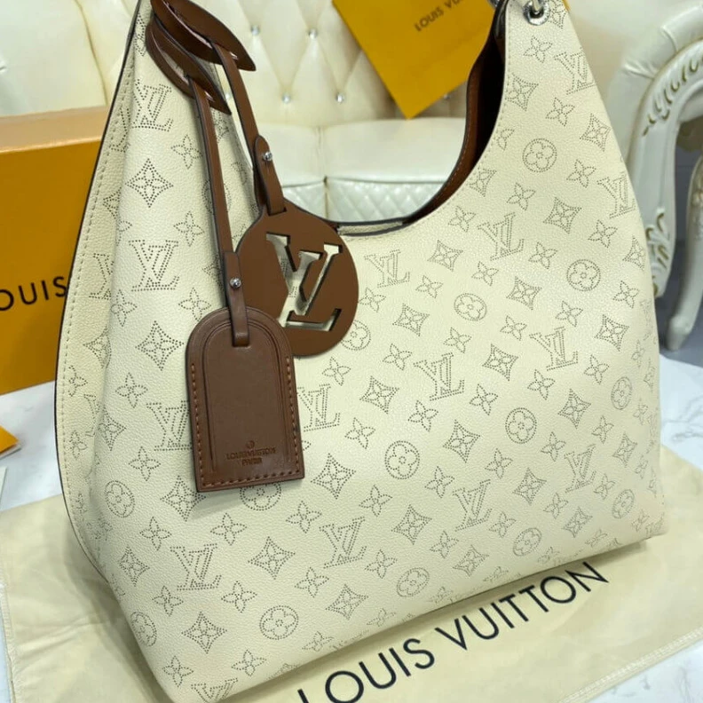 Replica bag Microfibe Louis Vuitton Carmel
