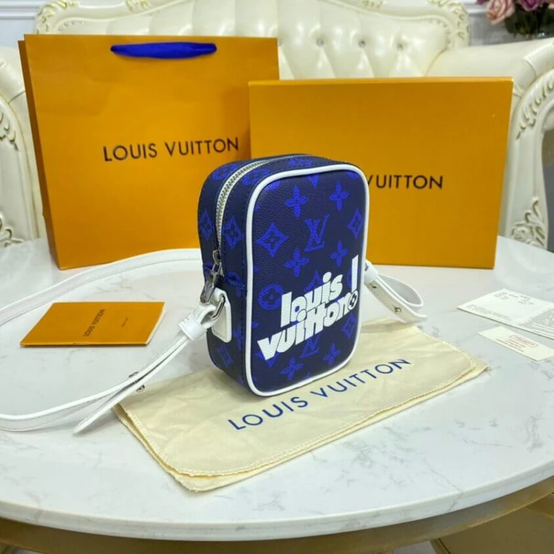 Top lv Louis Vuitton Carry It Mini Crossback Bag