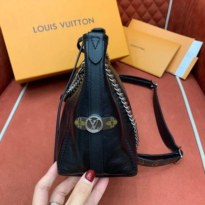 Mythick ru Louis Vuitton CarryAll Vibe BB Black