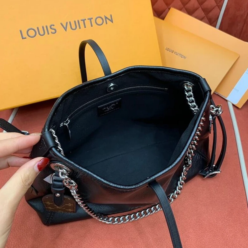 Mythick ru Louis Vuitton CarryAll Vibe BB Black