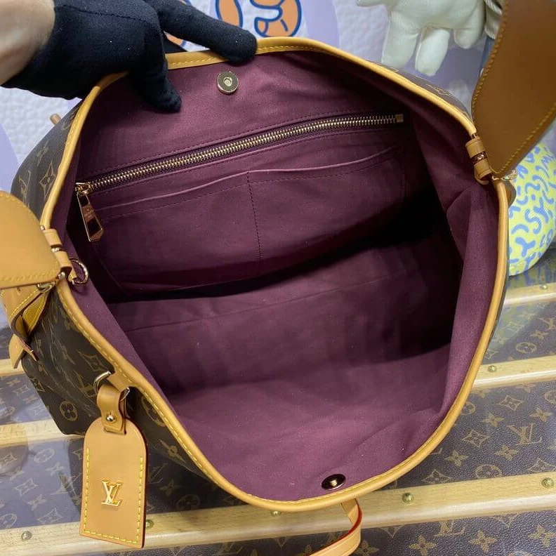 Top lv Louis Vuitton Carryall MM