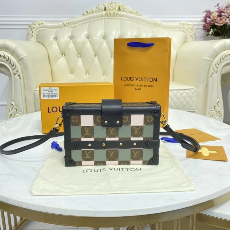 Replica bags lv Calf leat Louis Vuitton Checkerboard Canvas Petite Malle Pink