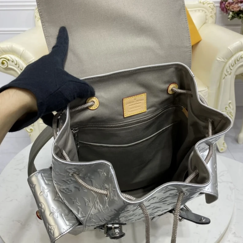 Mythick.ru Louis Vuitton Christopher PM Silver