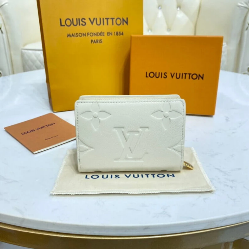 Louis vuitton locations Inside ca Louis Vuitton Clea Wallet Creme