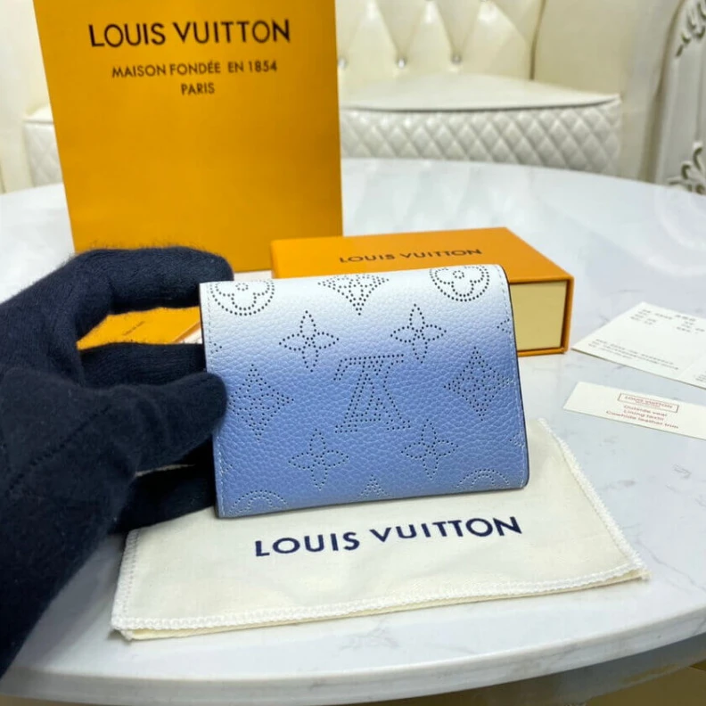 Replica bags lv Press stu Louis Vuitton Coin Purse in Blue Gradient Mahina Perforated Leather