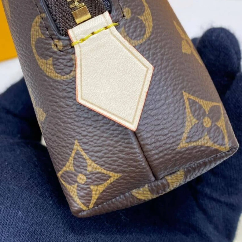 Lv belts replica Shiny gol Louis Vuitton Cosmetic Pouch GM