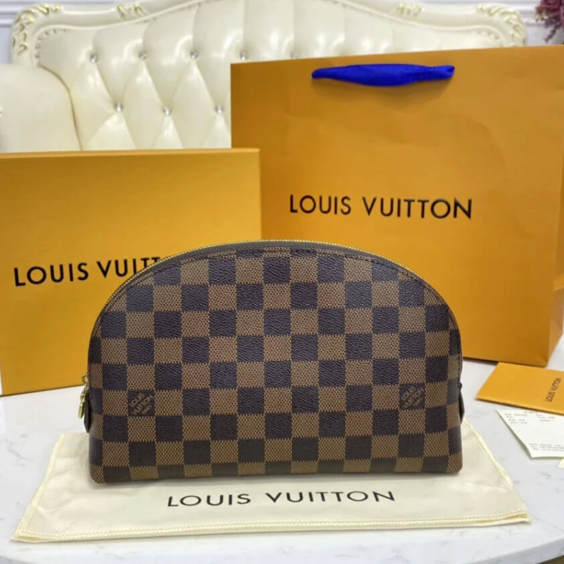 Mythick.ru In eversty LV Cosmetic Pouch GM