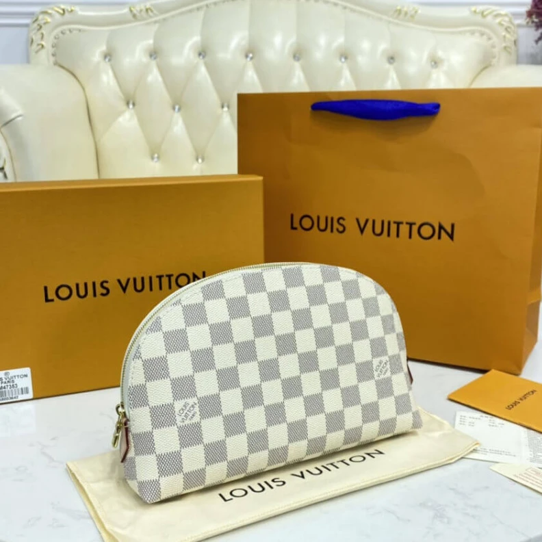 Top lv Damier ca LV Cosmetic Pouch GM