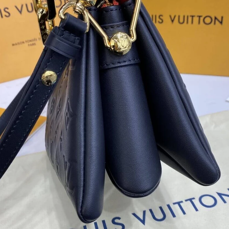 Top lv 3 inside Louis Vuitton Coussin BB Black