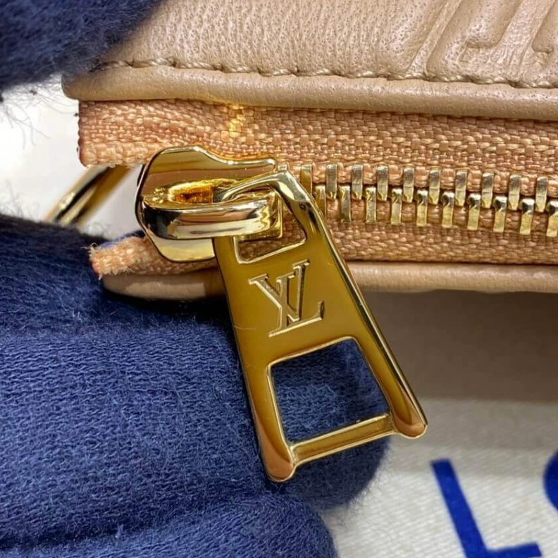 Lv belts replica Strap dro Louis Vuitton Coussin PM Apricot