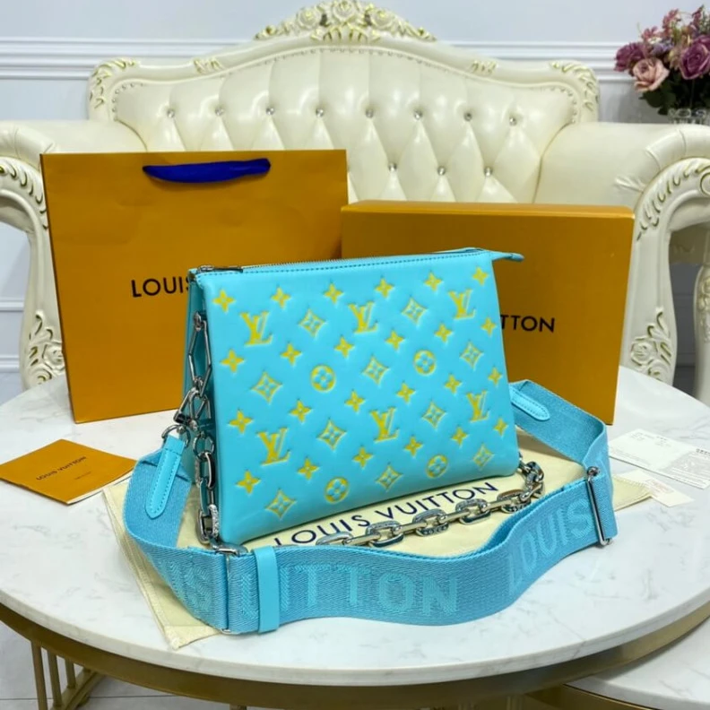 Replica bag Strap dro Louis Vuitton Coussin PM Light Green