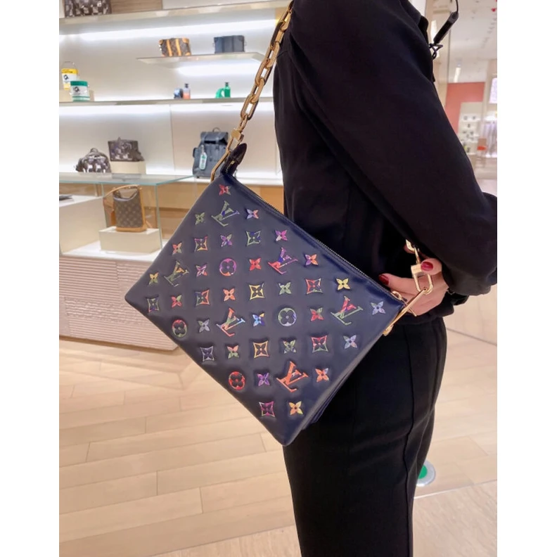 Replica bag Strap: Re Louis Vuitton Coussin PM Navy Blue