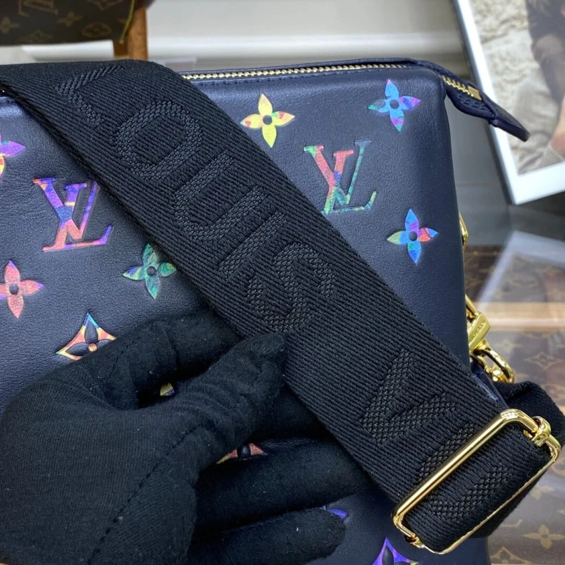 Replica bag Strap: Re Louis Vuitton Coussin PM Navy Blue