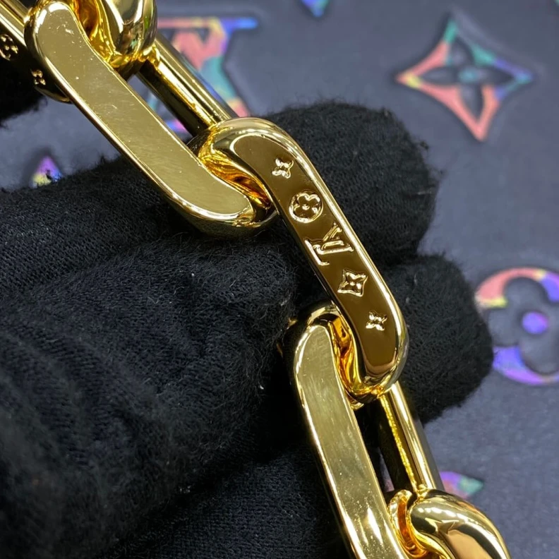 Replica bag Strap: Re Louis Vuitton Coussin PM Navy Blue