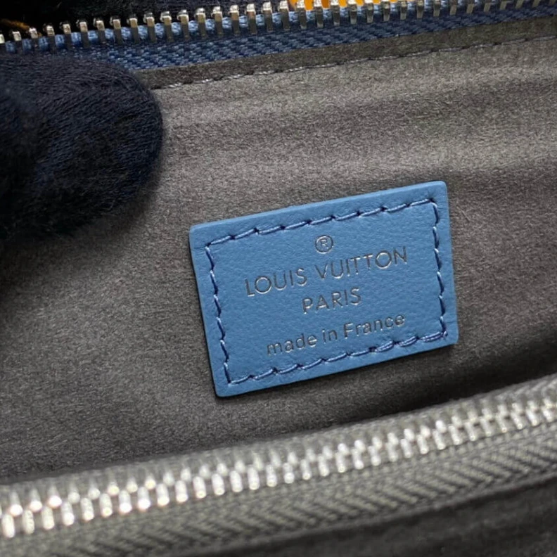 Replica bag Strap dro Louis Vuitton Coussin PM Ocean Blue