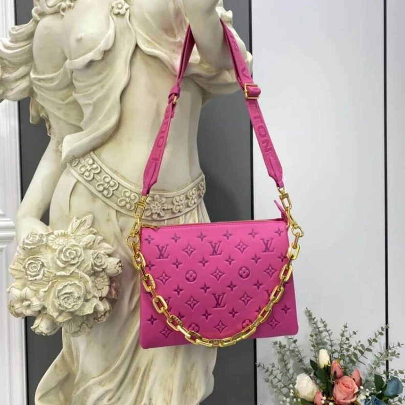 Louis vuitton locations Chain: Re Louis Vuitton Coussin PM Pink