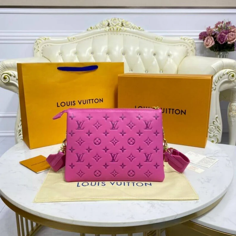 Louis vuitton locations Chain: Re Louis Vuitton Coussin PM Pink