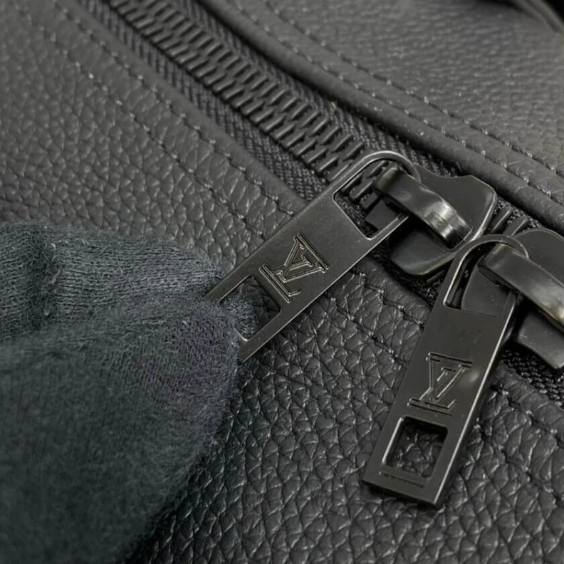 Top lv Handle : Louis Vuitton Cowhide Leather Keepall Bandouliere 40