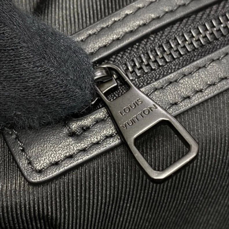 Top lv Handle : Louis Vuitton Cowhide Leather Keepall Bandouliere 40