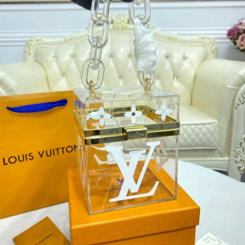 Natural c LV Cube Scott Box in Transparent