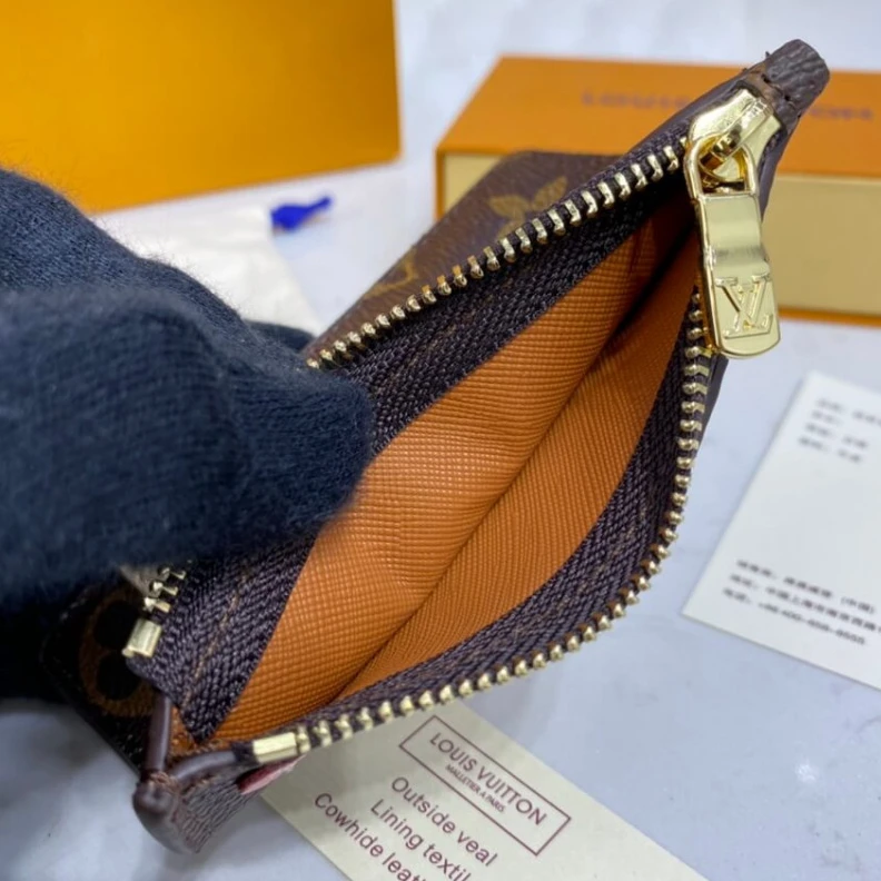 Lv belts replica 4 creditc Louis Vuitton Cute Corgi Coin & Card Holder