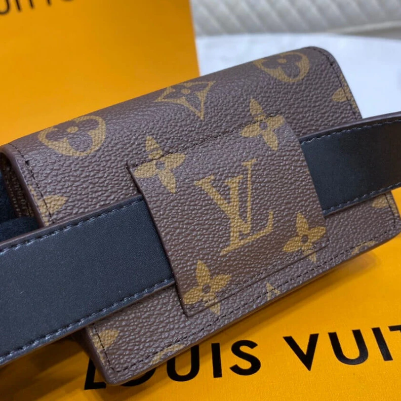 Louis vuitton locations Monogram LV Daily Multi Pocket 30mm Belt