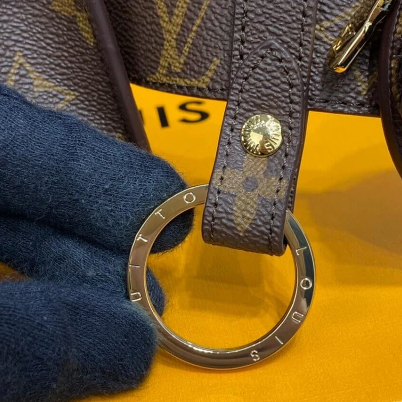 Louis vuitton locations Monogram LV Daily Multi Pocket 30mm Belt