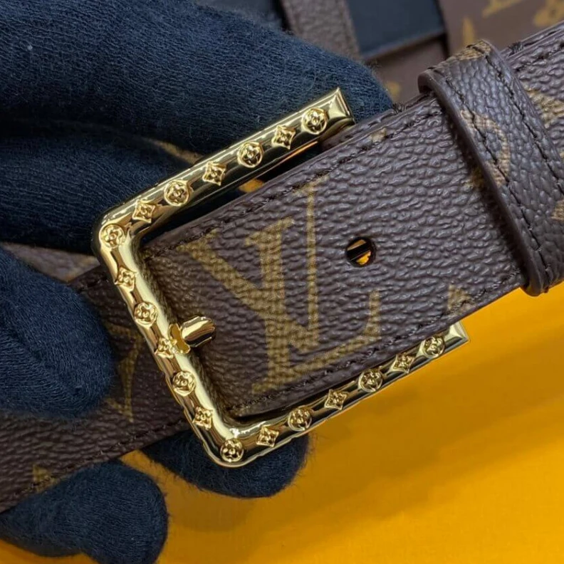 Louis vuitton locations Monogram LV Daily Multi Pocket 30mm Belt