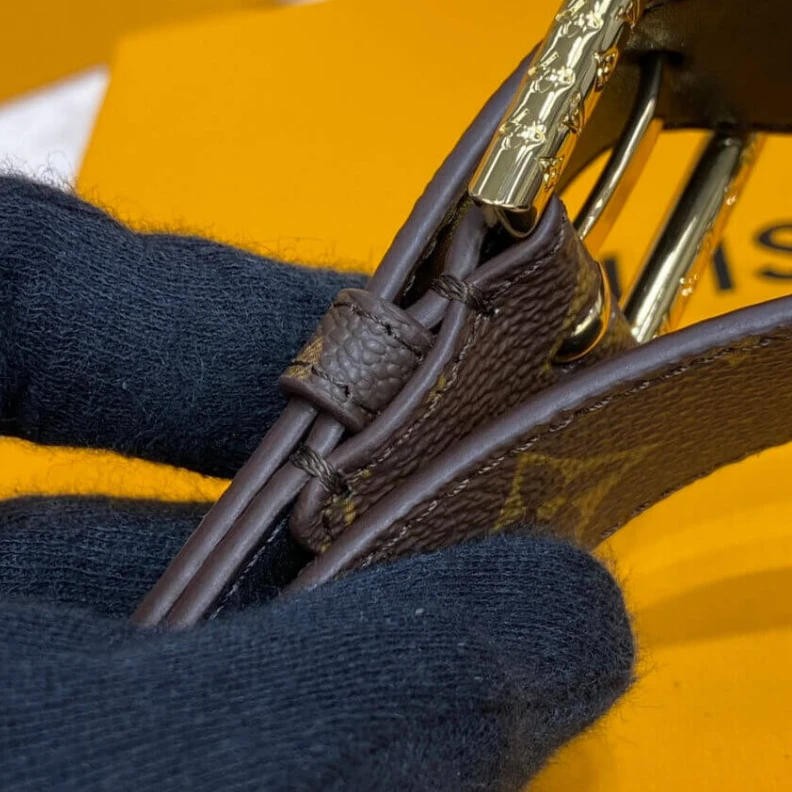 Louis vuitton locations Monogram LV Daily Multi Pocket 30mm Belt