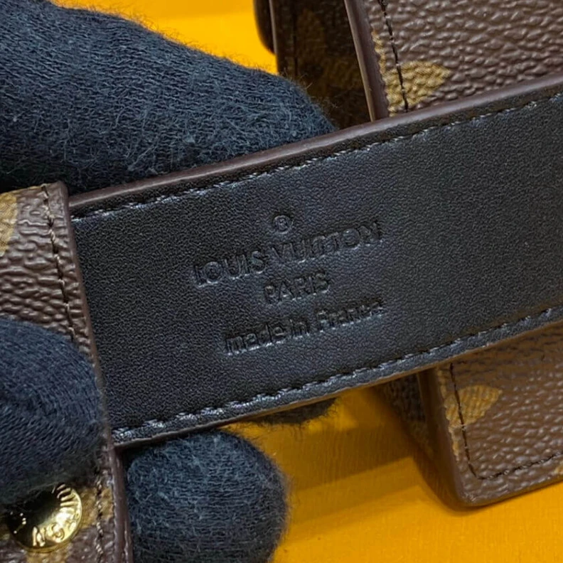 Louis vuitton locations Monogram LV Daily Multi Pocket 30mm Belt