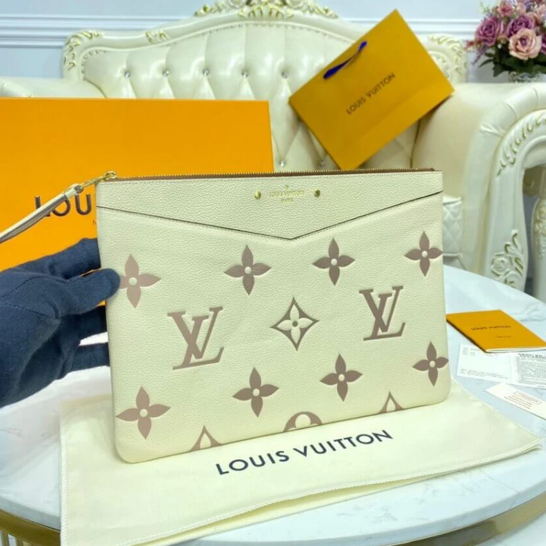 Replica bags lv Monogram Louis Vuitton Daily Pouch Cream