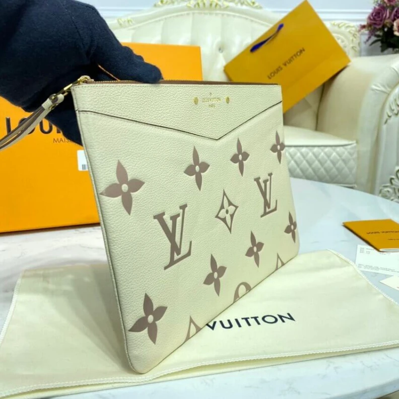 Replica bags lv Monogram Louis Vuitton Daily Pouch Cream