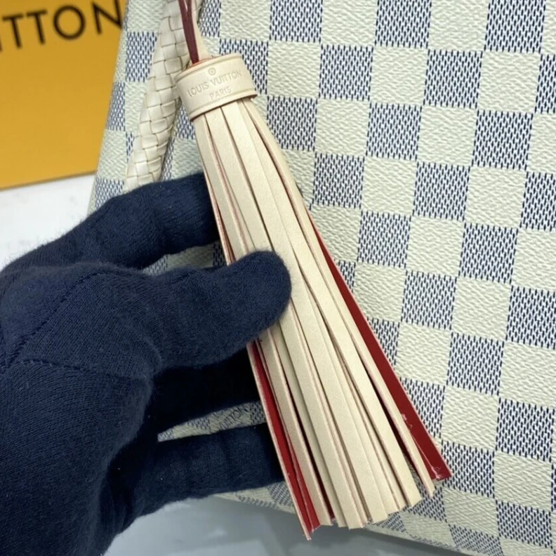 Mythick.ru 2 magneti LV Damier Azur Canvas Propriano